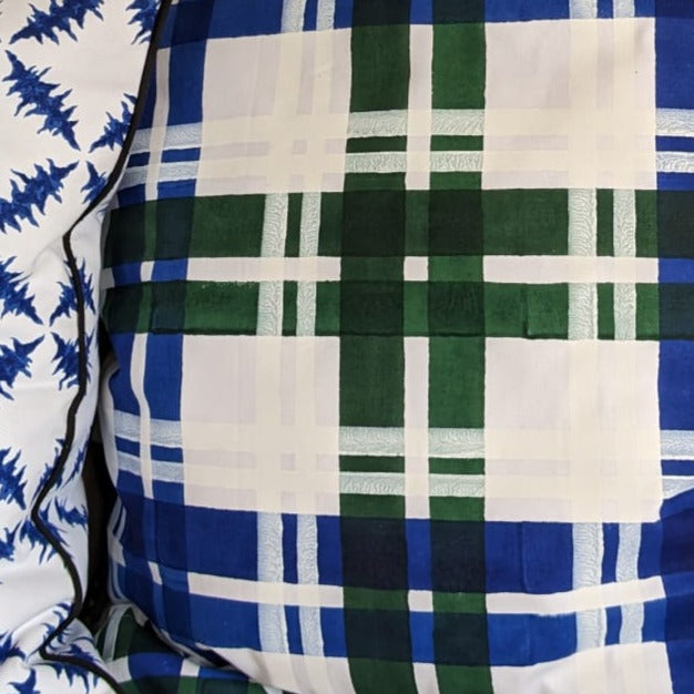 canvas check cushion 60 cm x 60 cm