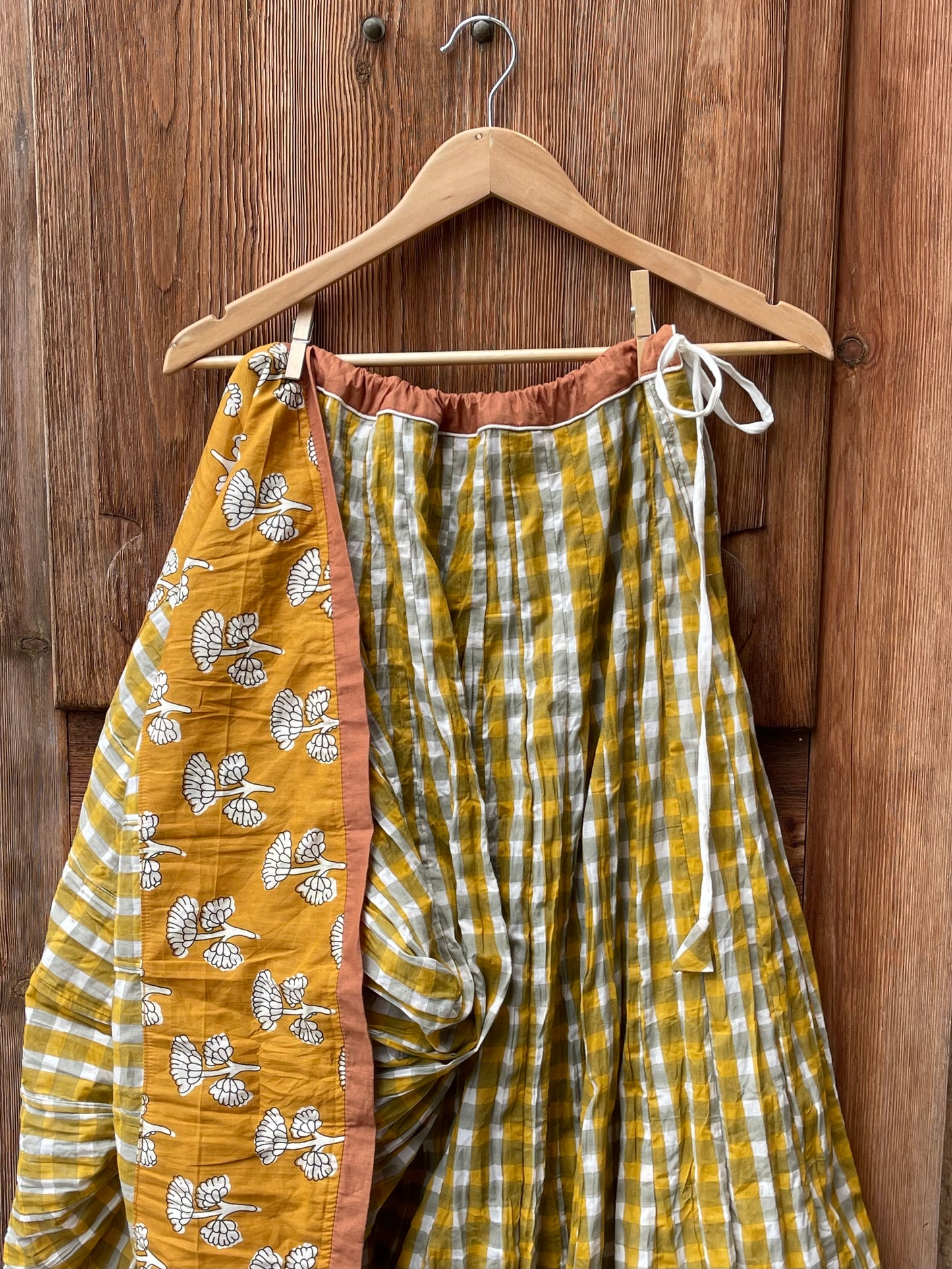 3-alice signature skirt, mango - khaki